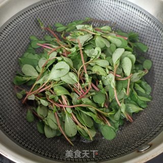 鸽胸肉拌马齿苋的做法步骤：3