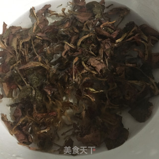 金钱莲煲鸽子的做法步骤：2