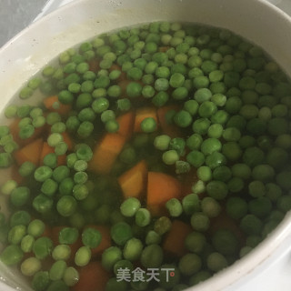虾仁炒豌豆的做法步骤：2