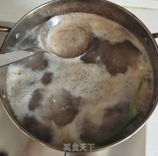 糖醋排骨的做法步骤：4