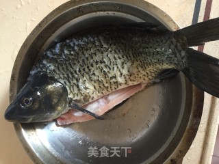 鲫鱼豆腐汤的做法步骤：1