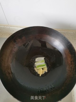 酸菜排骨煲的做法步骤：3