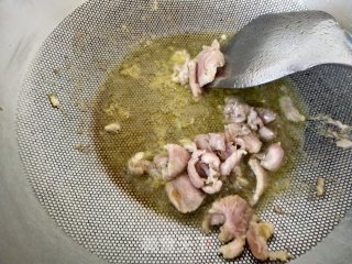 莲藕炒肉片的做法步骤：2