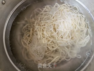 炸酱面的做法步骤：12
