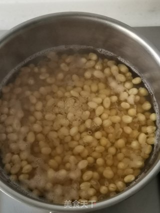 香辣黄豆炖猪蹄的做法步骤：5