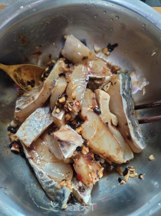 鼓汁蒸鱼腩的做法步骤：7