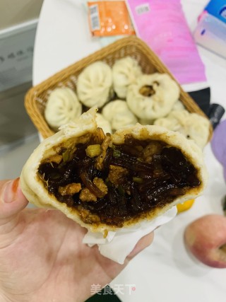 猪肉粉条包子的做法步骤：11
