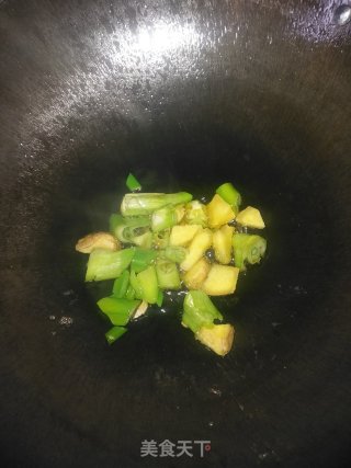 盐焗鲈鱼的做法步骤：7