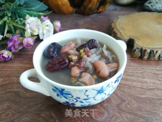 红枣银耳三豆汤的做法步骤：4
