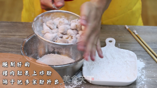 菠萝咕噜肉的做法步骤：4