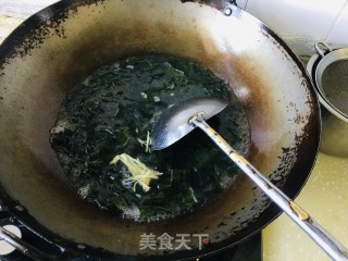 墨鱼丸海菜汤的做法步骤：4
