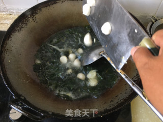 墨鱼丸海菜汤的做法步骤：5