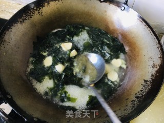 墨鱼丸海菜汤的做法步骤：7