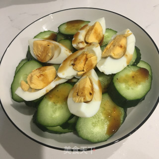 鸡蛋拌黄瓜的做法步骤：4