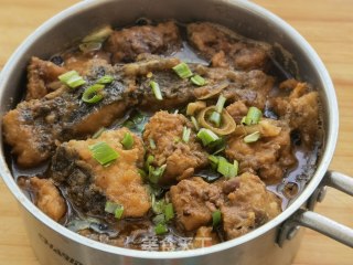 酱焖鱼块的做法步骤：7