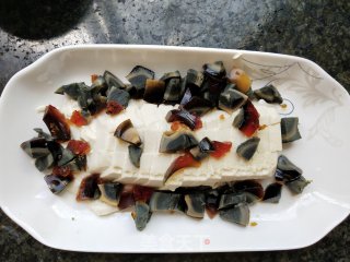 皮蛋拌豆腐的做法步骤：8
