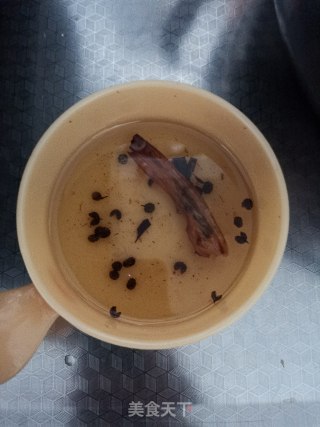腊肉胡萝卜炒蒜苔的做法步骤：4