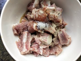 豆豉蒸排骨的做法步骤：3
