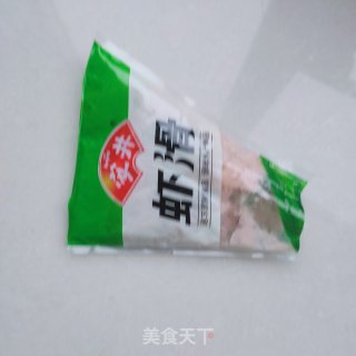 虾滑炒鸡蛋的做法步骤：1