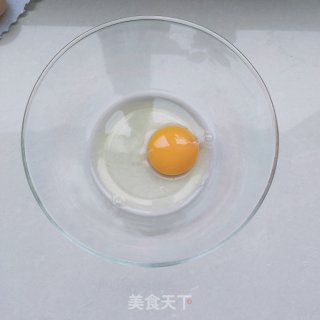 虾滑炒鸡蛋的做法步骤：2