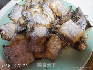 红烧带鱼的做法步骤：2