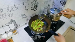 辣椒炒酱的做法步骤：3