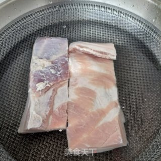 韭苔回锅肉的做法步骤：2