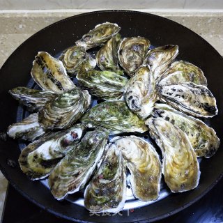 蒜香生蚝的做法步骤：2