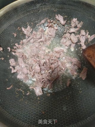 洋葱炒牛肉的做法步骤：6