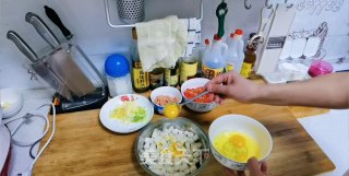 西红柿鸡蛋煮馍的做法步骤：2