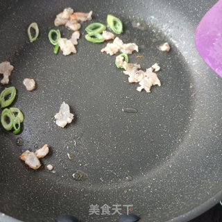 红薯叶虾仁蛋饼的做法步骤：13