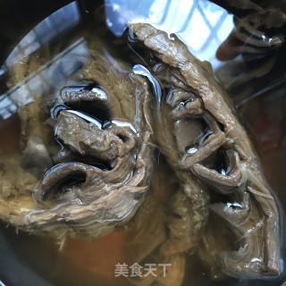 青红椒炒烟笋的做法步骤：1