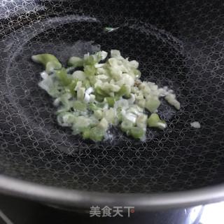 青红椒炒烟笋的做法步骤：5