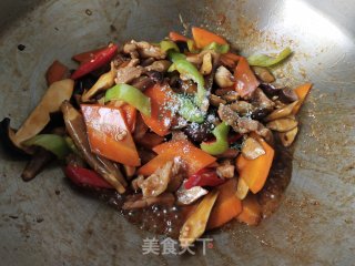 鸡枞菌炒肉丝的做法步骤：12