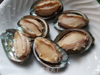 蒜蓉蒸鲍鱼的做法步骤：3
