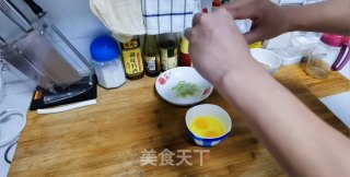 酱油煎蛋的做法步骤：2