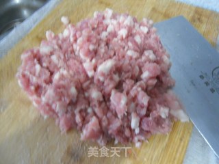 焦熘丸子的做法步骤：1