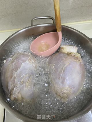 卤牛肉的做法步骤：2
