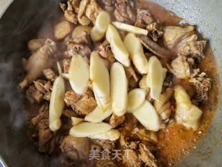 仔姜青花椒炒柴鸡的做法步骤：11
