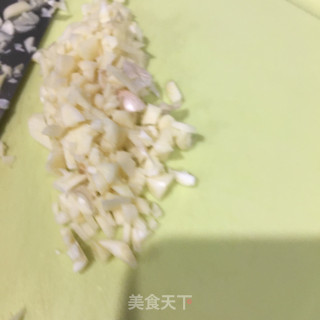 蒜蓉爆炒空心菜的做法步骤：4