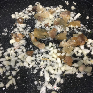 蒜蓉爆炒空心菜的做法步骤：5