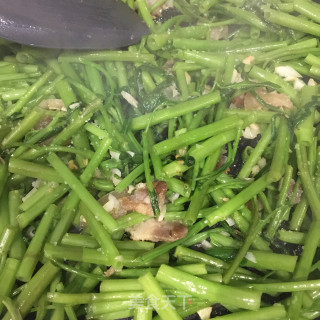 蒜蓉爆炒空心菜的做法步骤：6