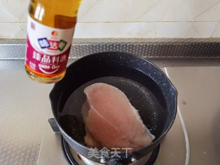 无油开胃菜，百香果柠檬鸡胸肉丝的做法步骤：2
