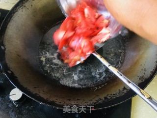 西红柿青菜汤的做法步骤：1