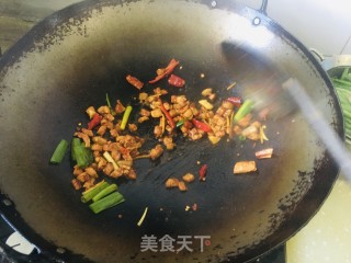 干煸四季豆的做法步骤：7