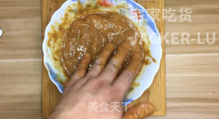 超级好吃的蒜香鸡排，外层的蒜香浓郁，混合着肉嫩多汁的鸡肉，好吃到停不下来。的做法步骤：6