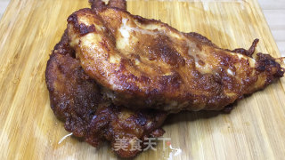 超级好吃的蒜香鸡排，外层的蒜香浓郁，混合着肉嫩多汁的鸡肉，好吃到停不下来。的做法步骤：8