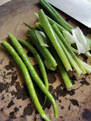 家常老虎菜的做法步骤：1