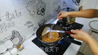 酸辣酱油土豆丝的做法步骤：8