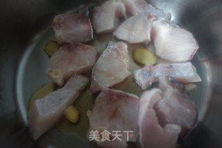 崇明绿茄子炖鱼的做法步骤：4